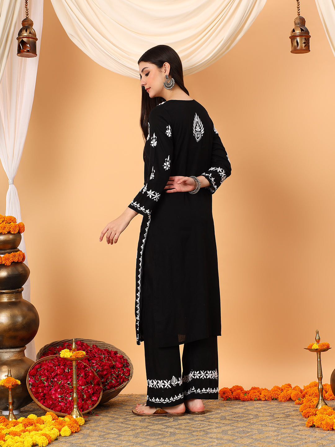 Ruhi Cotton Chikankari Co-ord Set