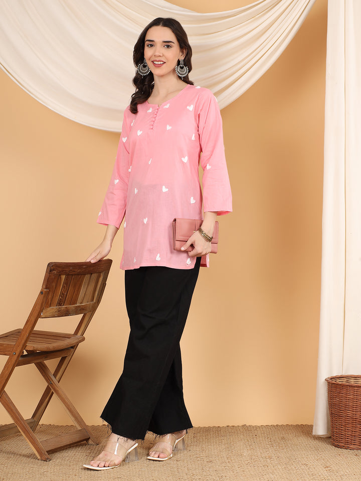 sitara Chikankari Cotton Short Kurti for Women – Handcrafted Lucknowi Chikan Kurta in Ivory with Floral Embroidery