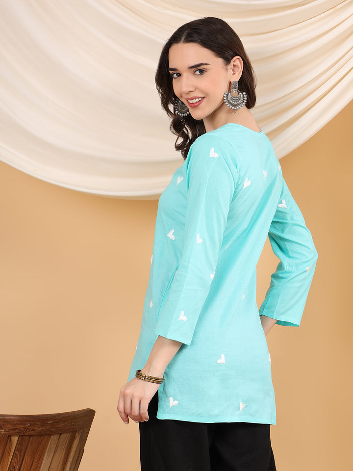 sitara Chikankari Cotton Short Kurti for Women – Handcrafted Lucknowi Chikan Kurta in Ivory with Floral Embroidery