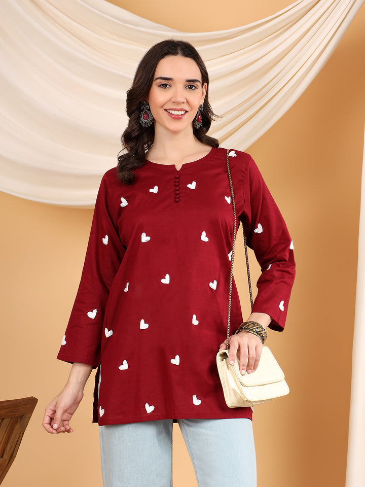 sitara Chikankari Cotton Short Kurti for Women – Handcrafted Lucknowi Chikan Kurta in Ivory with Floral Embroidery