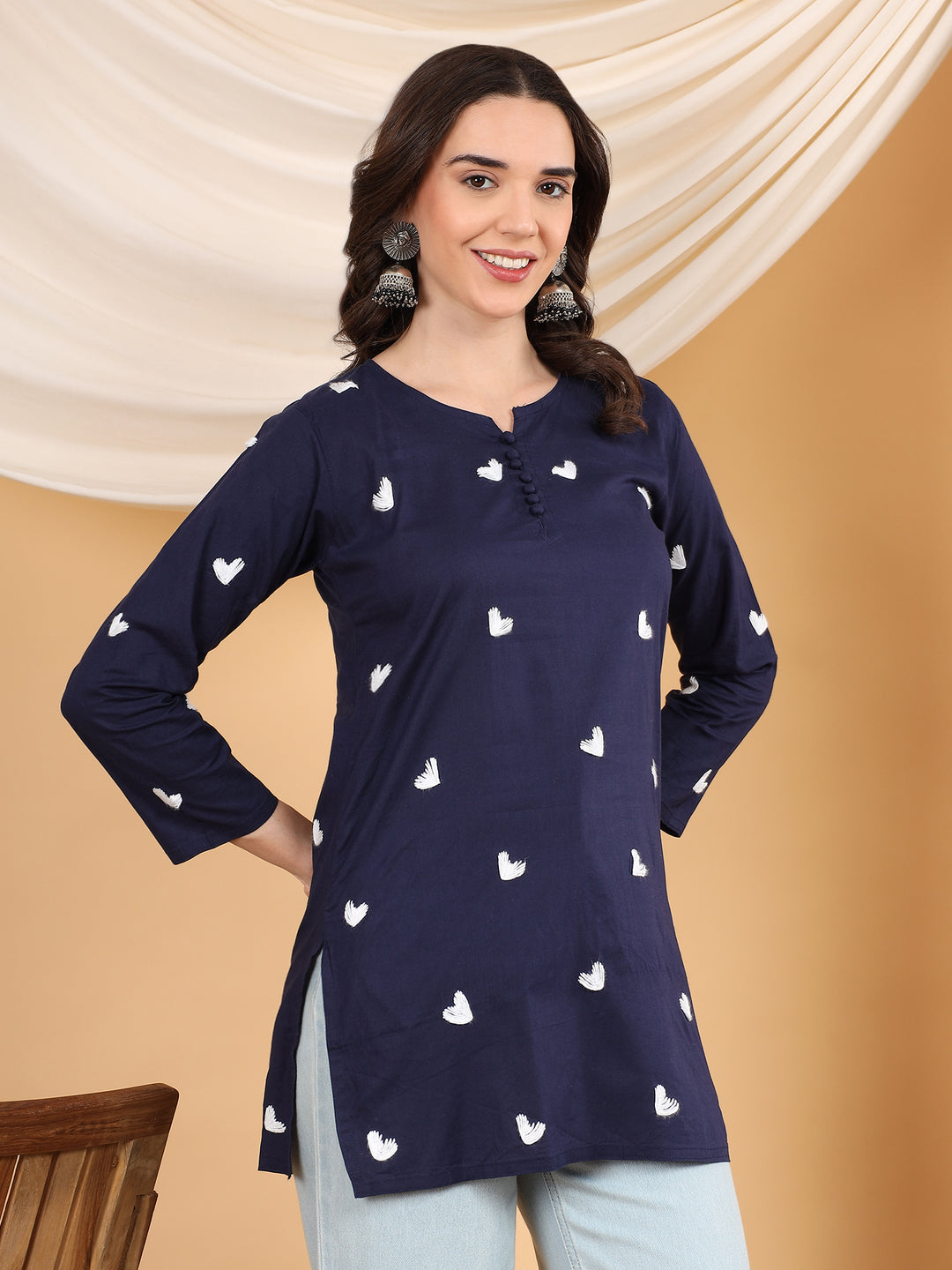 sitara Chikankari Cotton Short Kurti for Women – Handcrafted Lucknowi Chikan Kurta in Ivory with Floral Embroidery