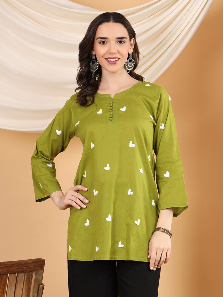 sitara Chikankari Cotton Short Kurti for Women – Handcrafted Lucknowi Chikan Kurta in Ivory with Floral Embroidery