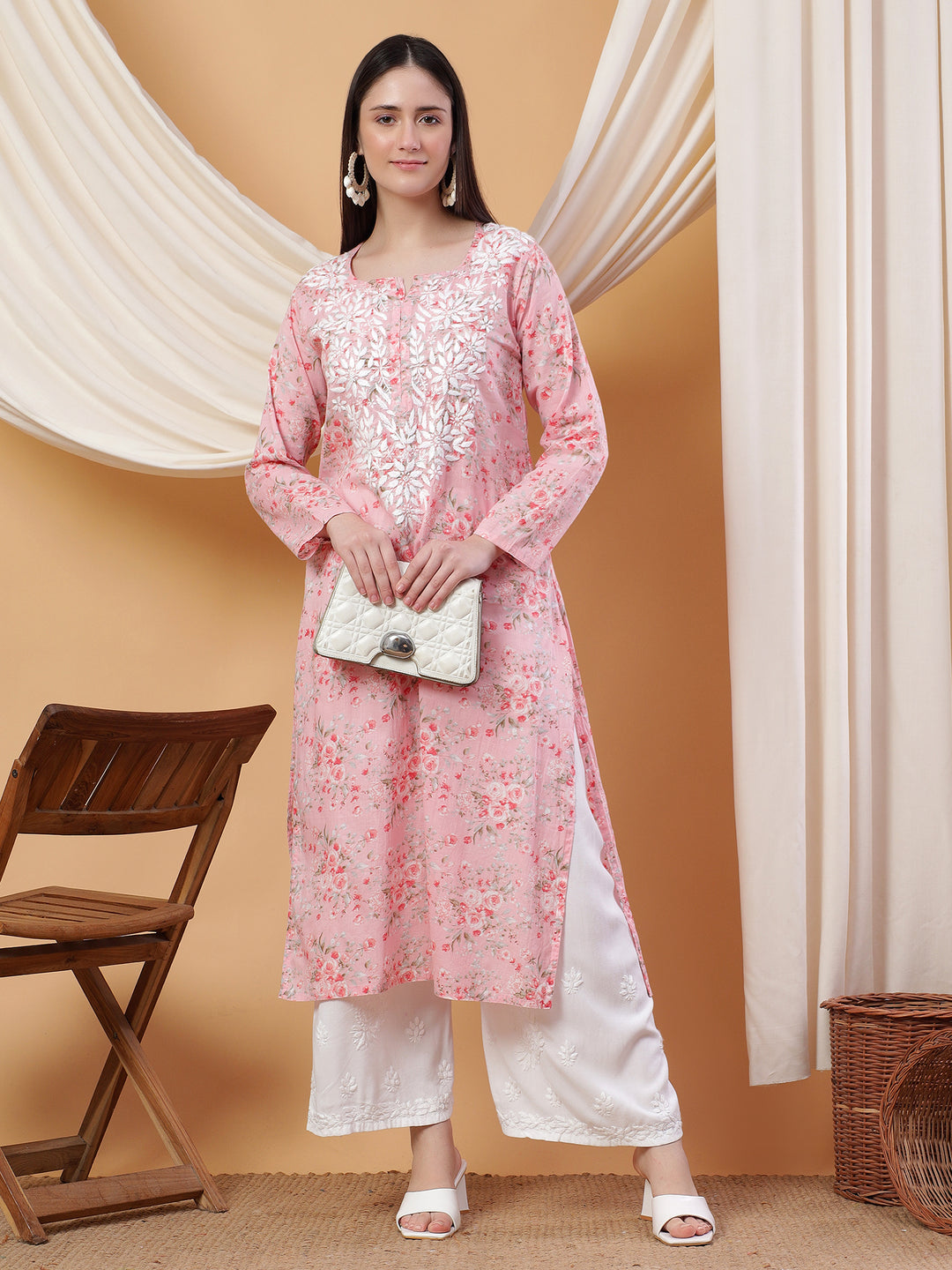 chikankari Kurti