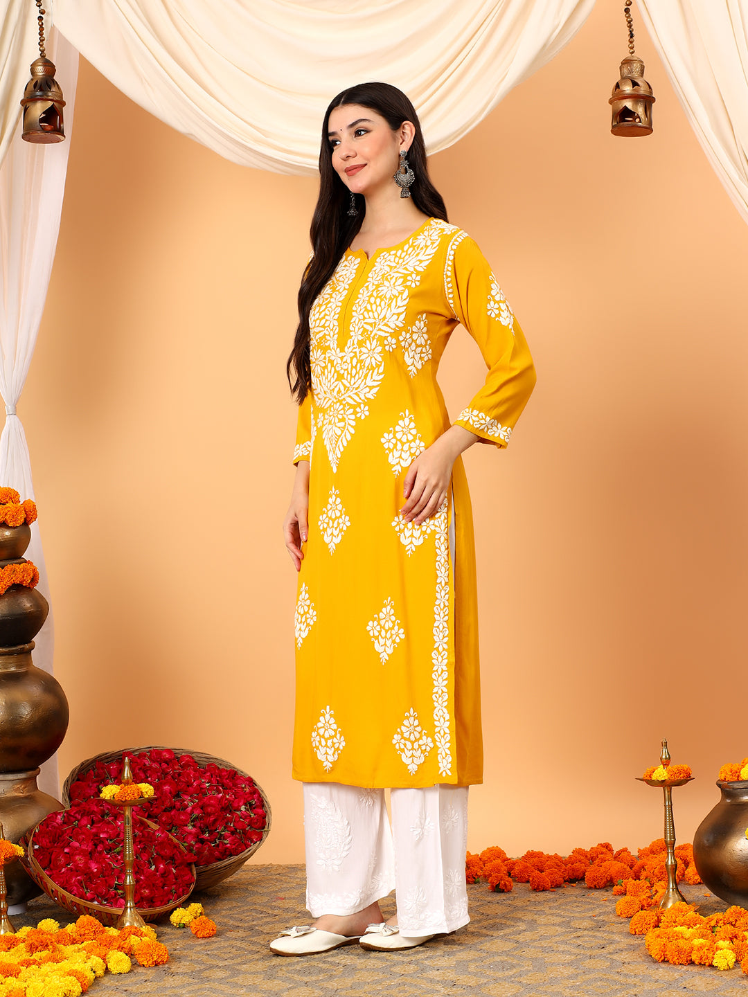Vedika Rayon Chikankari Straight Kurta