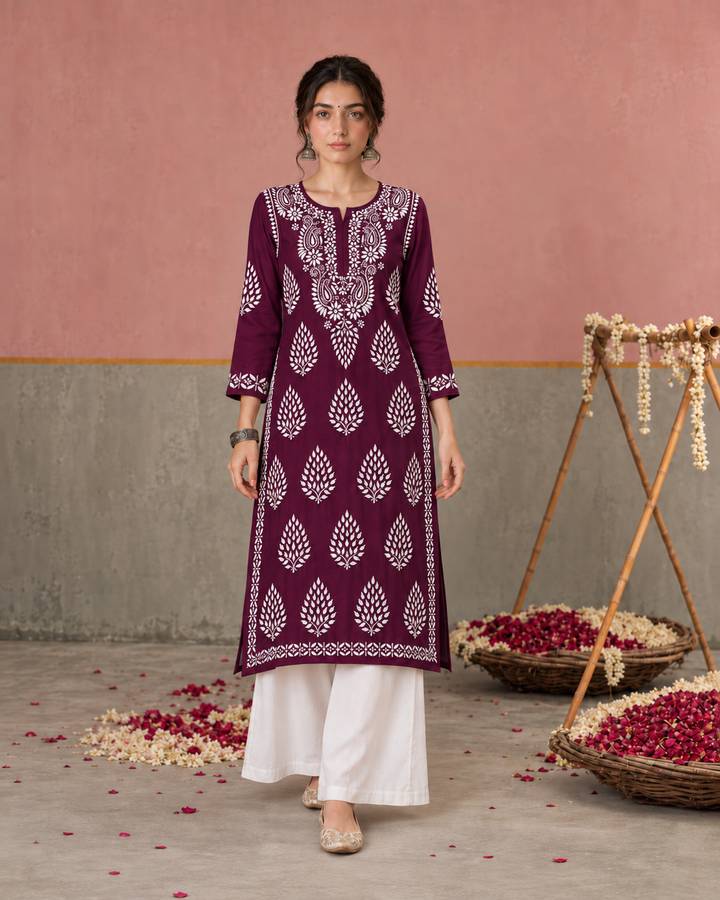 Nazm Chikankari Rayon Straight Kurta