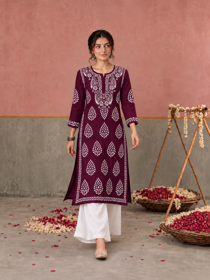 Nazm Chikankari Rayon Straight Kurta