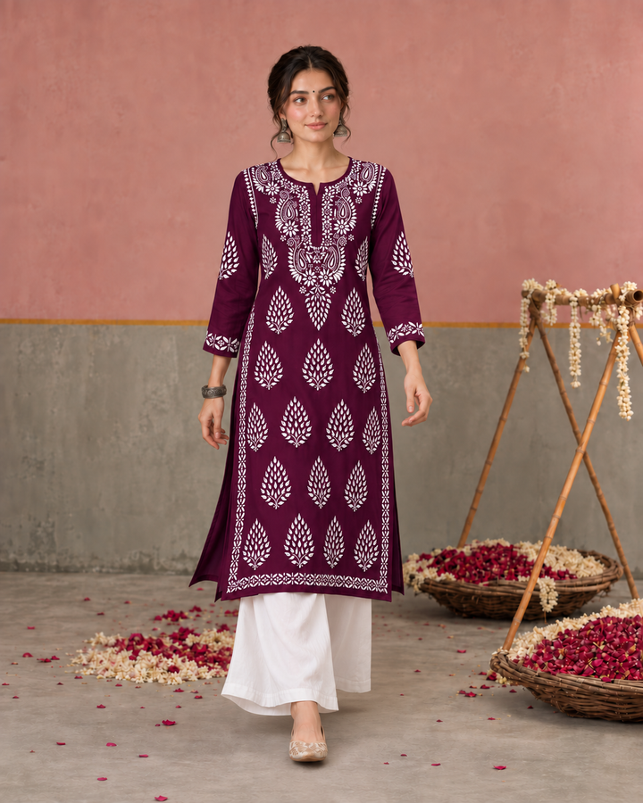 Nazm Chikankari Rayon Straight Kurta