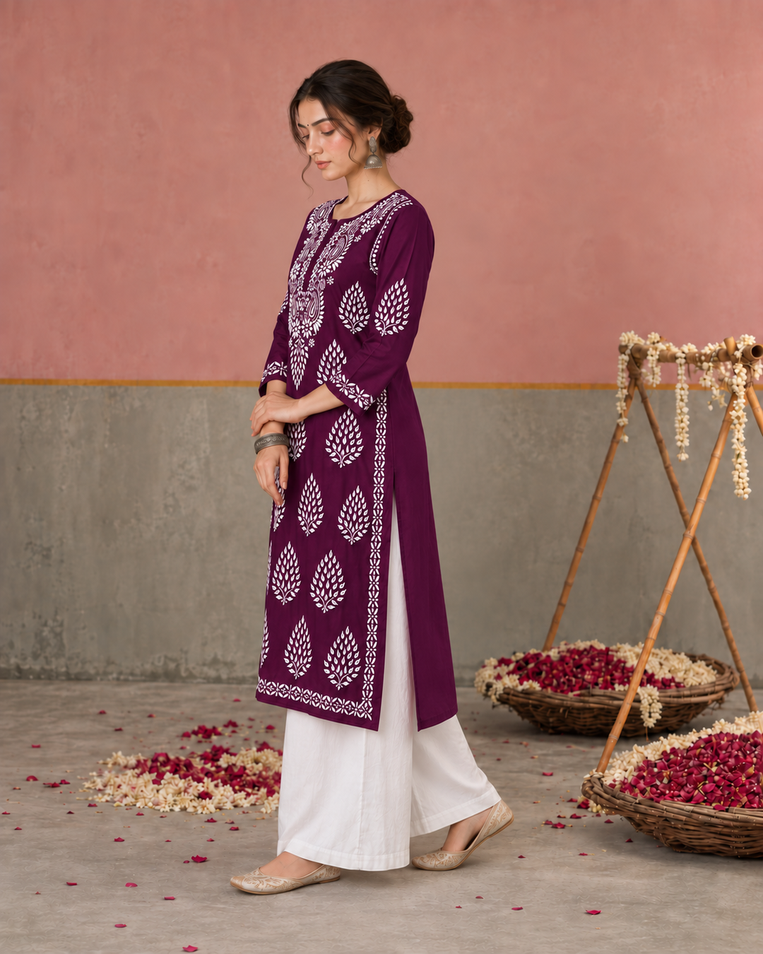 Nazm Chikankari Rayon Straight Kurta