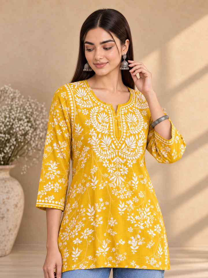 Zeba Chikankari Mulmul Short Kurti