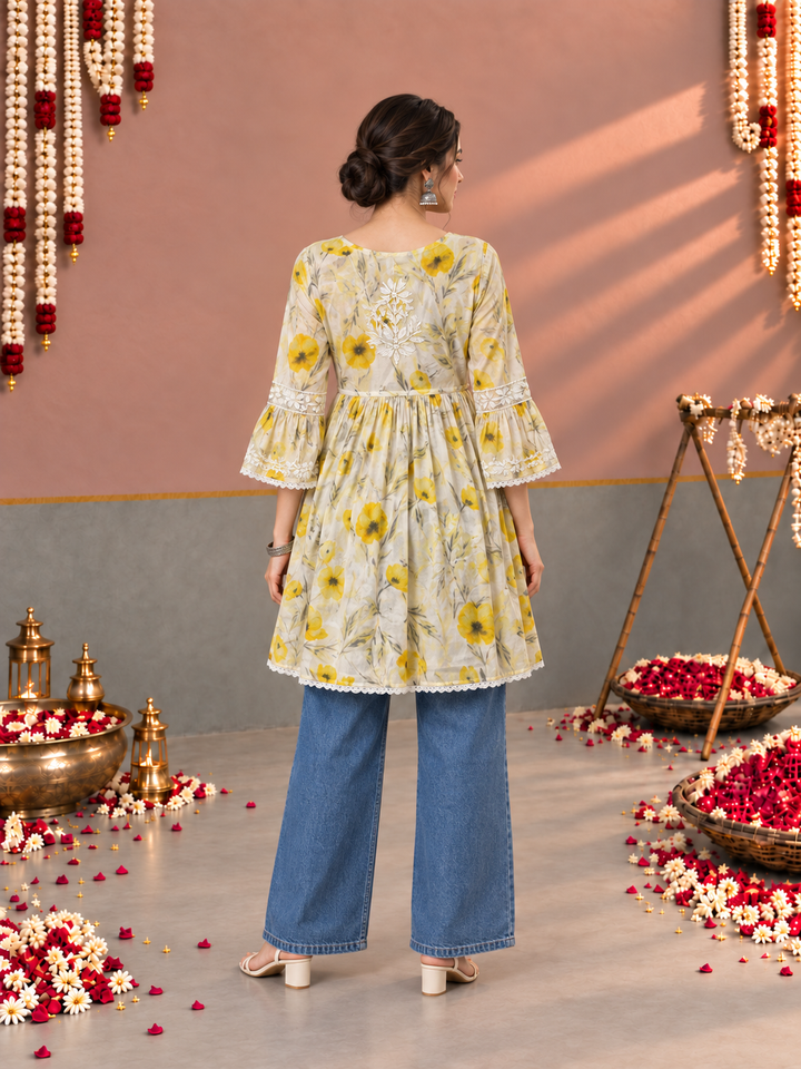 Dhara Mulmul Chikankari Printed Short Gown
