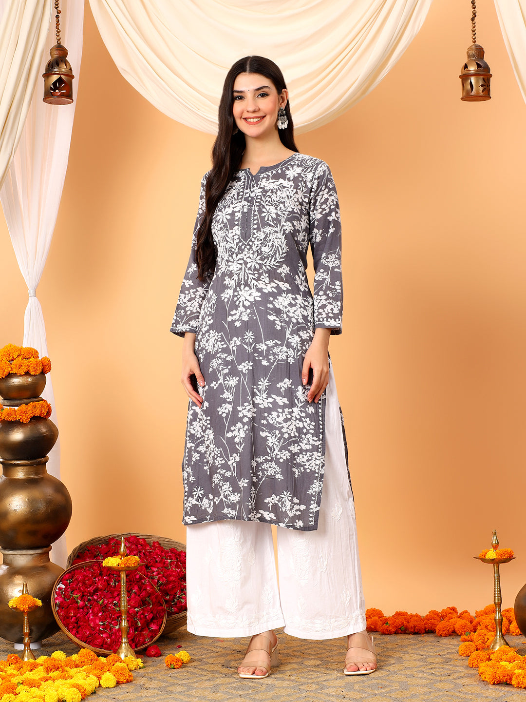 Zainab Chikankari Mulmul Straight Kurta