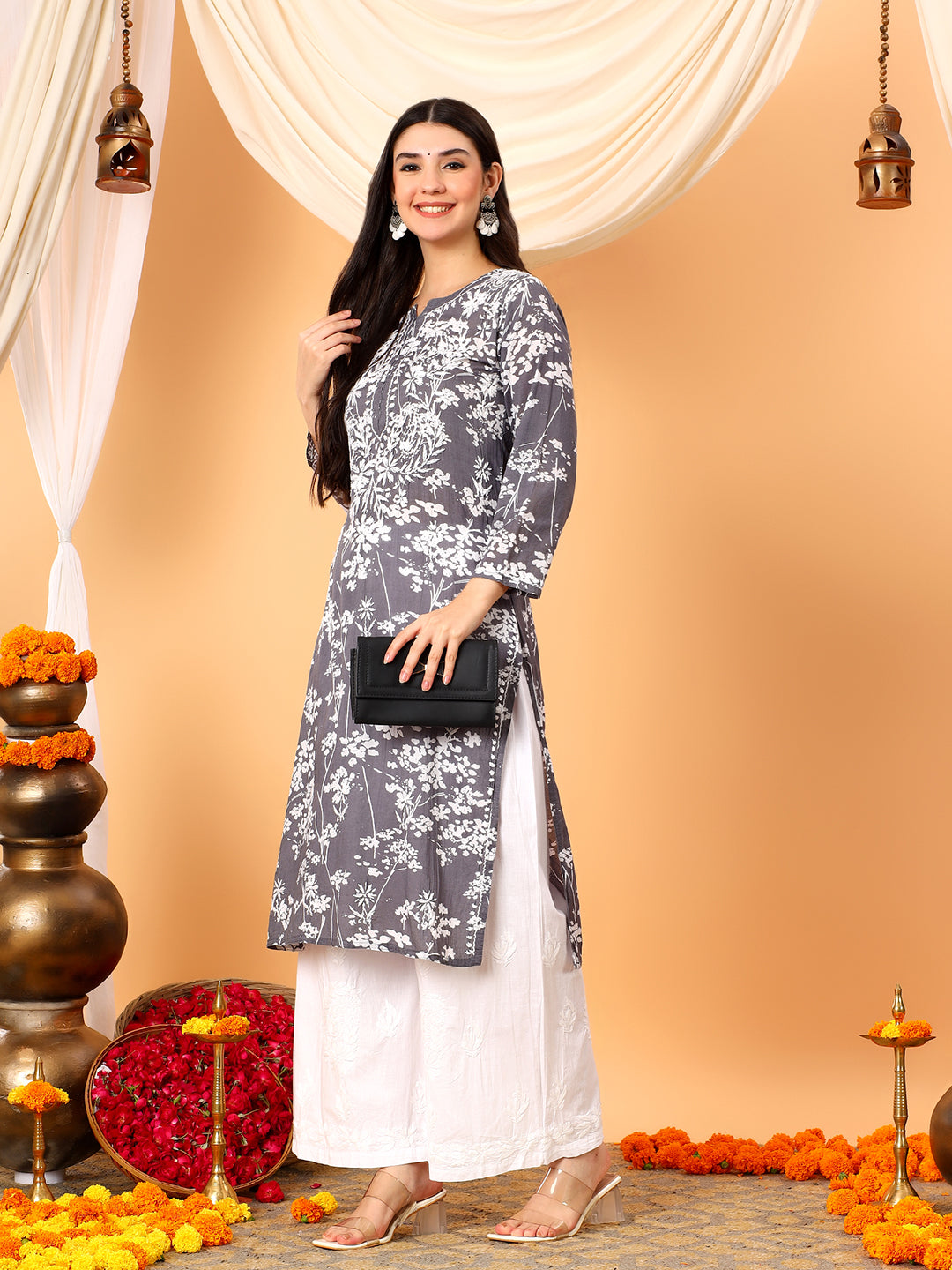 Zainab Chikankari Mulmul Straight Kurta