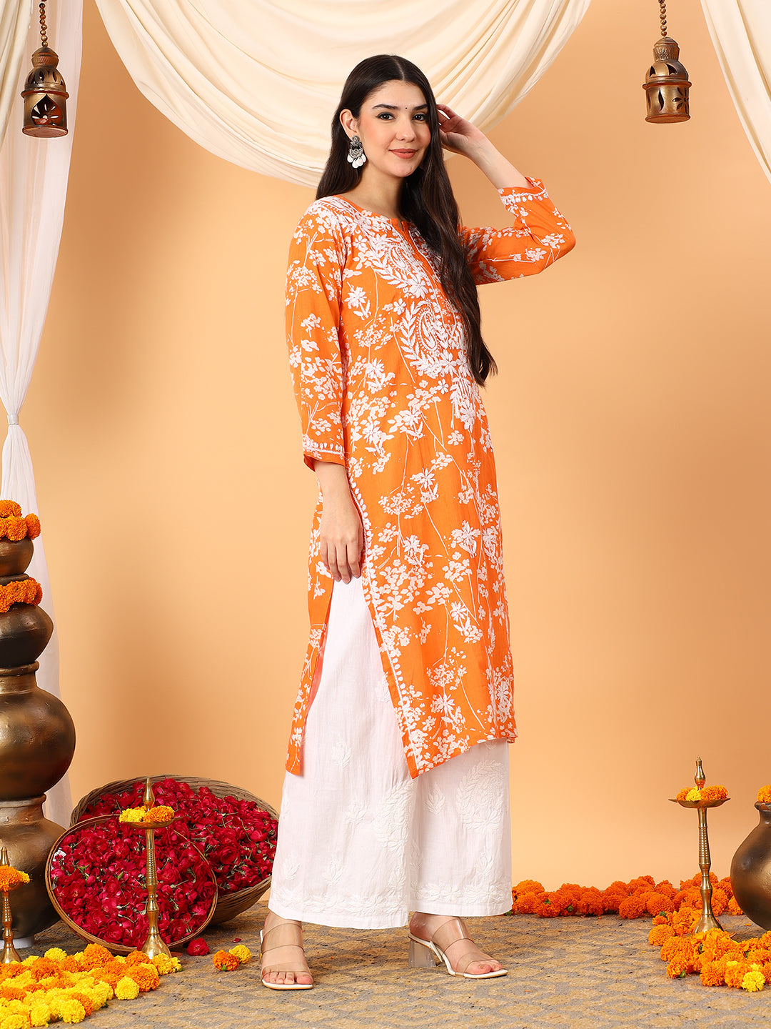 Zainab Chikankari Mulmul Straight Kurta