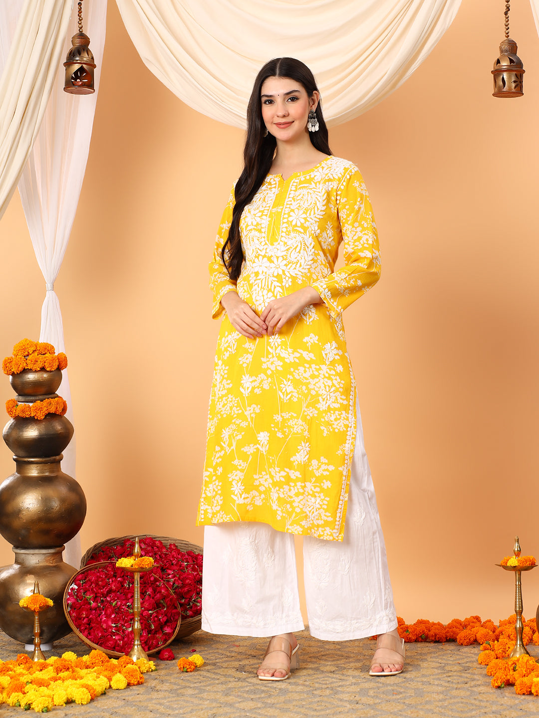 Zainab Chikankari Mulmul Straight Kurta