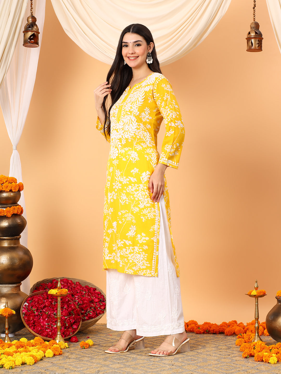 Zainab Chikankari Mulmul Straight Kurta