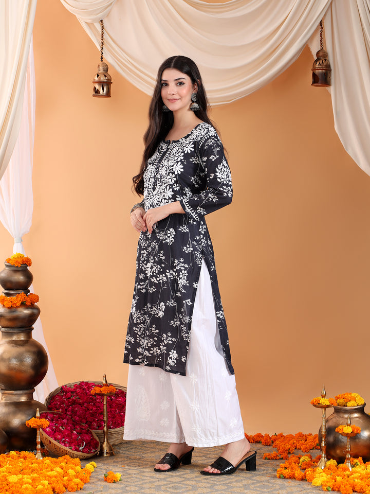Zainab Chikankari Mulmul Straight Kurta
