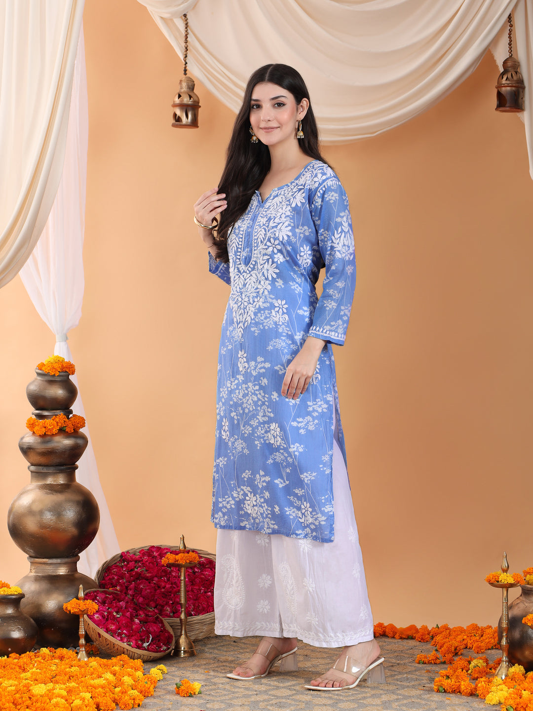 Zainab Chikankari Mulmul Straight Kurta