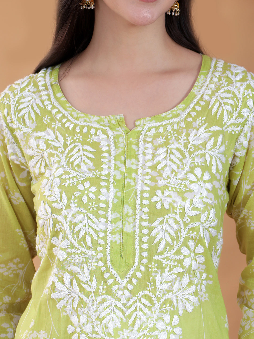 Zainab Chikankari Mulmul Straight Kurta