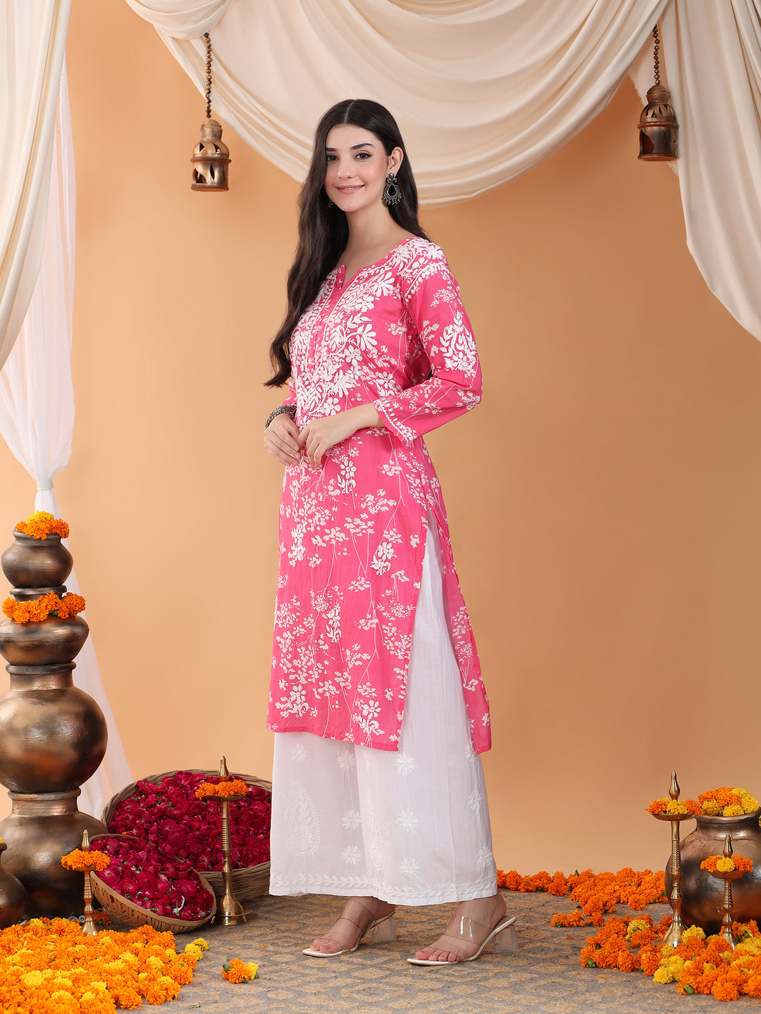 Zainab Chikankari Mulmul Straight Kurta